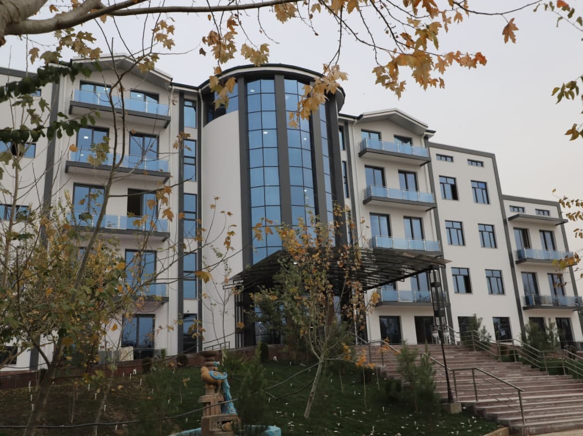 “Abu ali Ibn Sino” sixatgohi